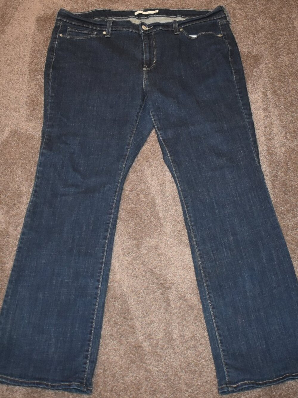 Levi’s Women’s 18W Classic Bootcut Jeans Dark Wash